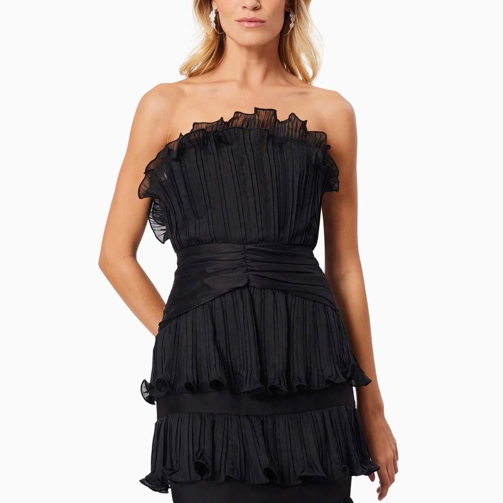 Elliatt 'Maya' Pleated Midi in Black (NEW WITH FLAW) - Picture 5 of 6